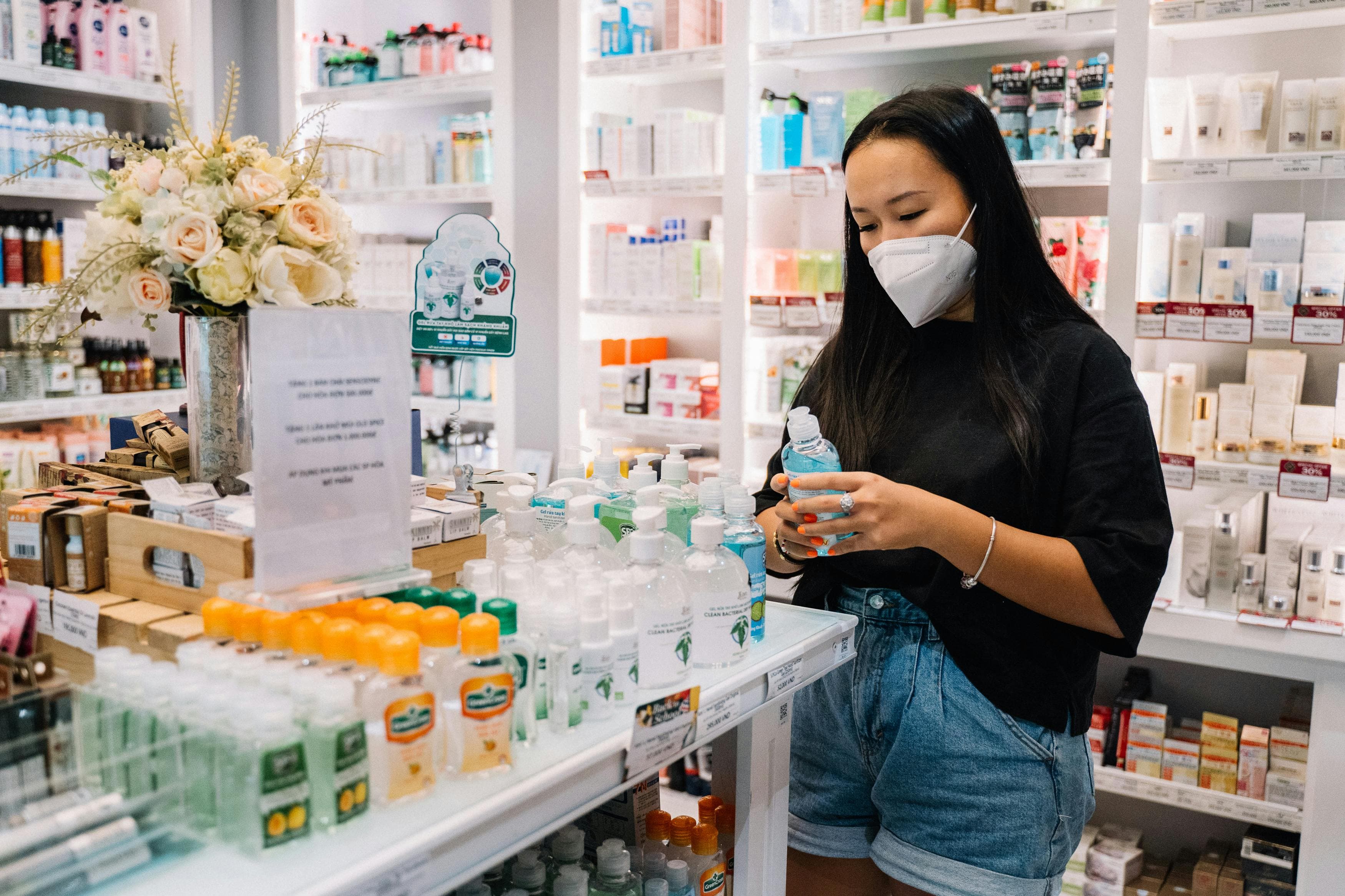 Personal pharmacy service at Anclote Pharmacy